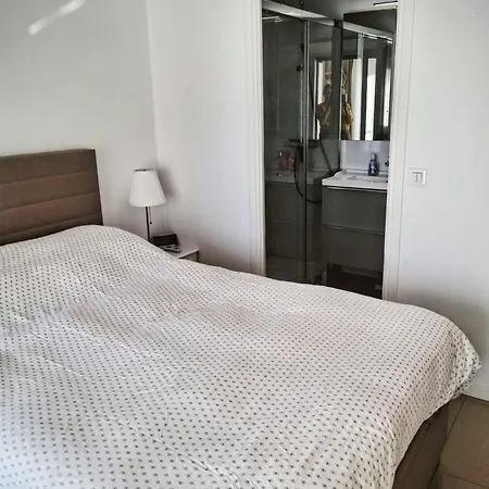 Апартаменти Le Patio Azur Piscine, Soleil Et Parking Gratuit *